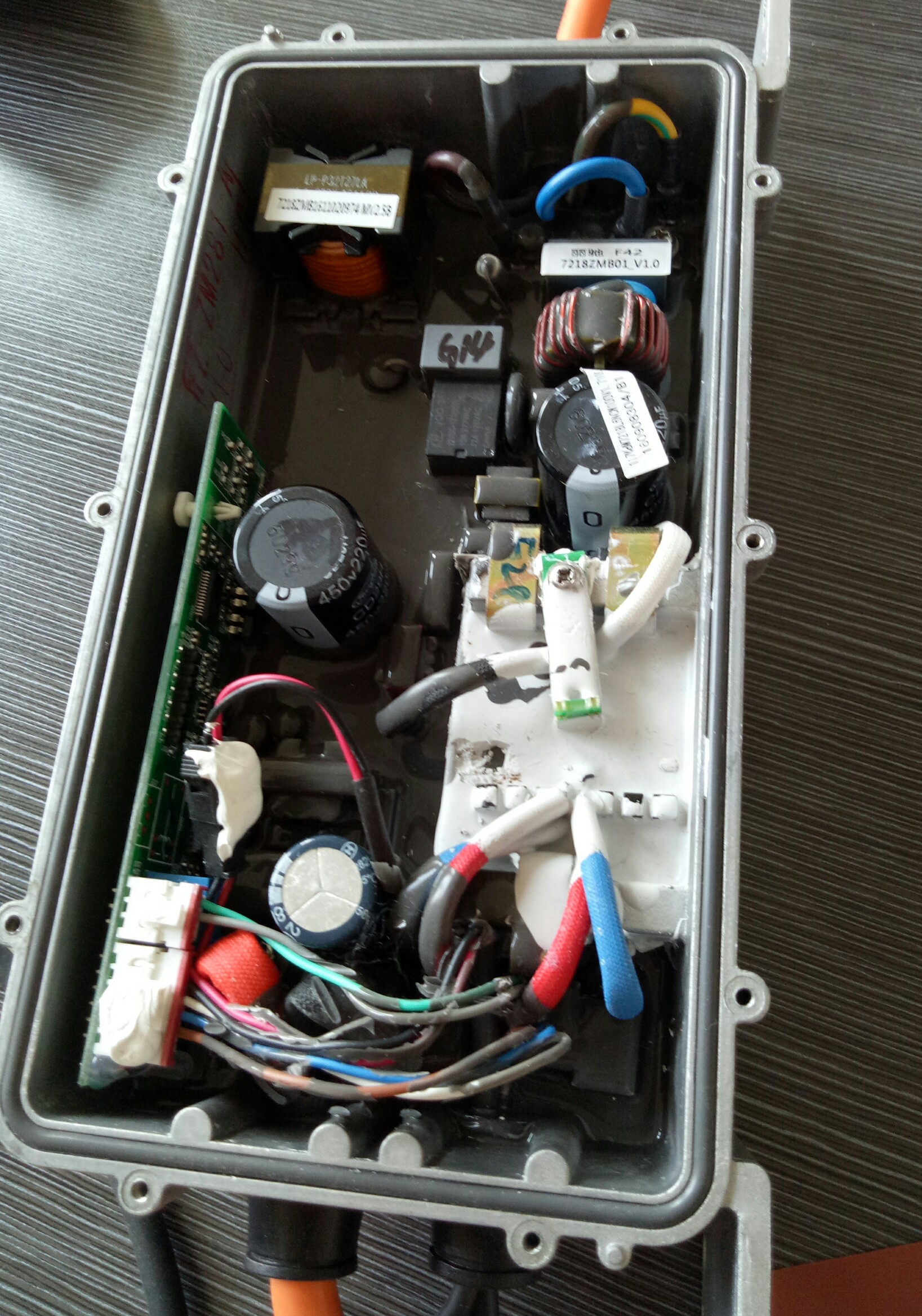 新能源-充电机用导热胶